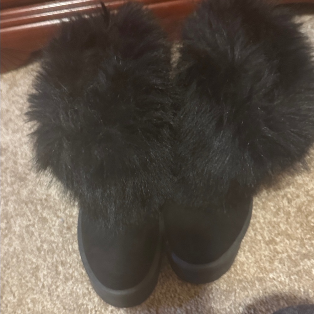 SHEIN Black Ankle Boots with Fur Trim